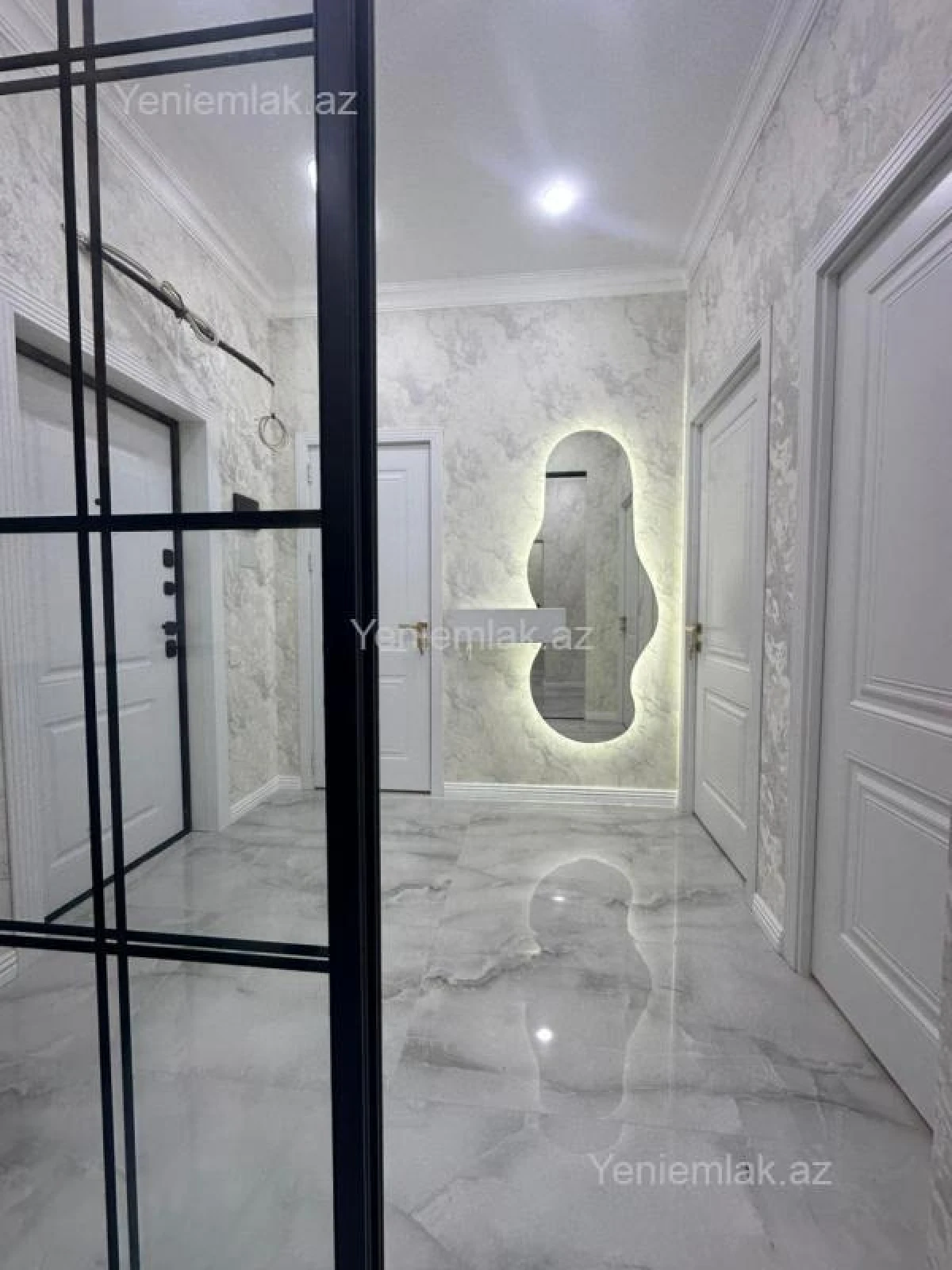 Satılır 2 otaqlı yeni tikili 60 m²