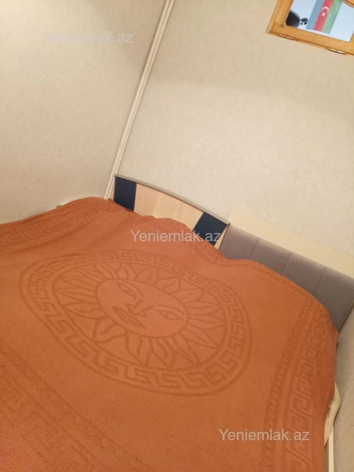 Satılır 2 otaqlı yeni tikili 72 m²