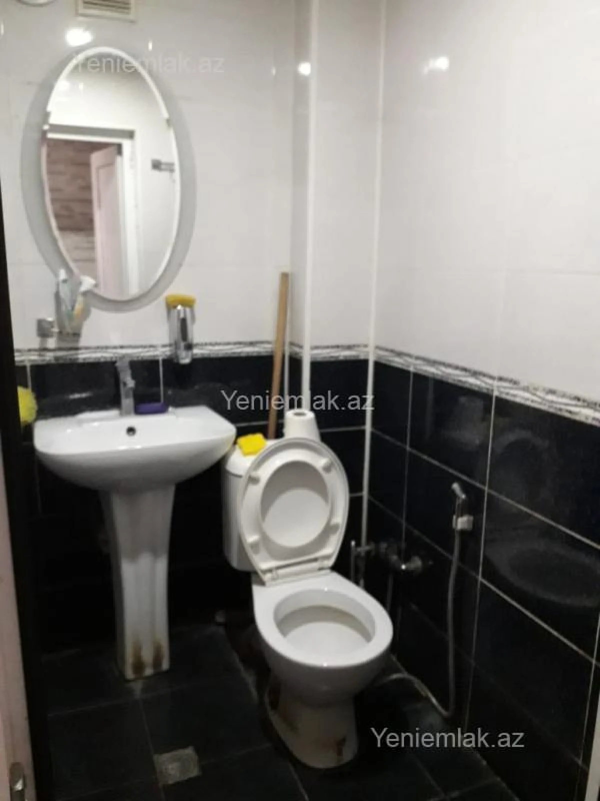 Satılır 1 otaqlı köhnə tikili 35 m²