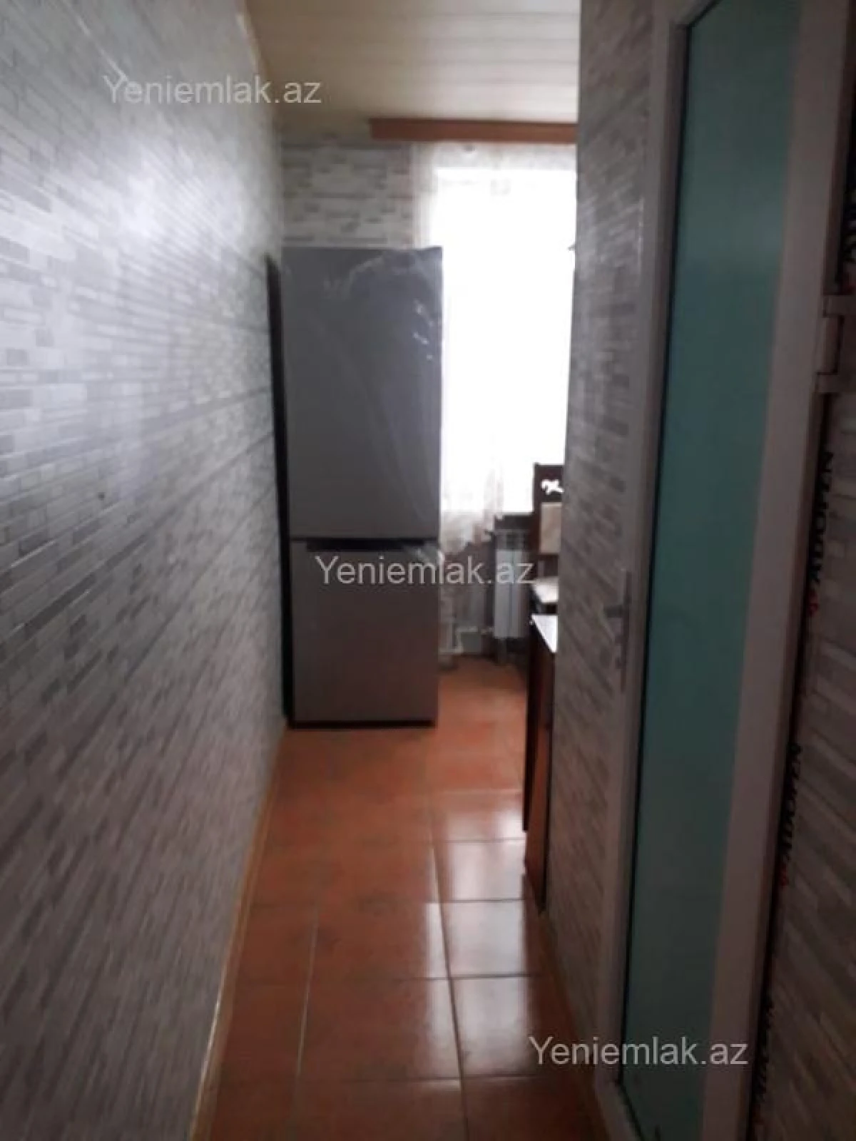 Satılır 1 otaqlı köhnə tikili 35 m²