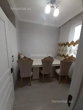 Satılır 2 otaqlı köhnə tikili 42 m²
