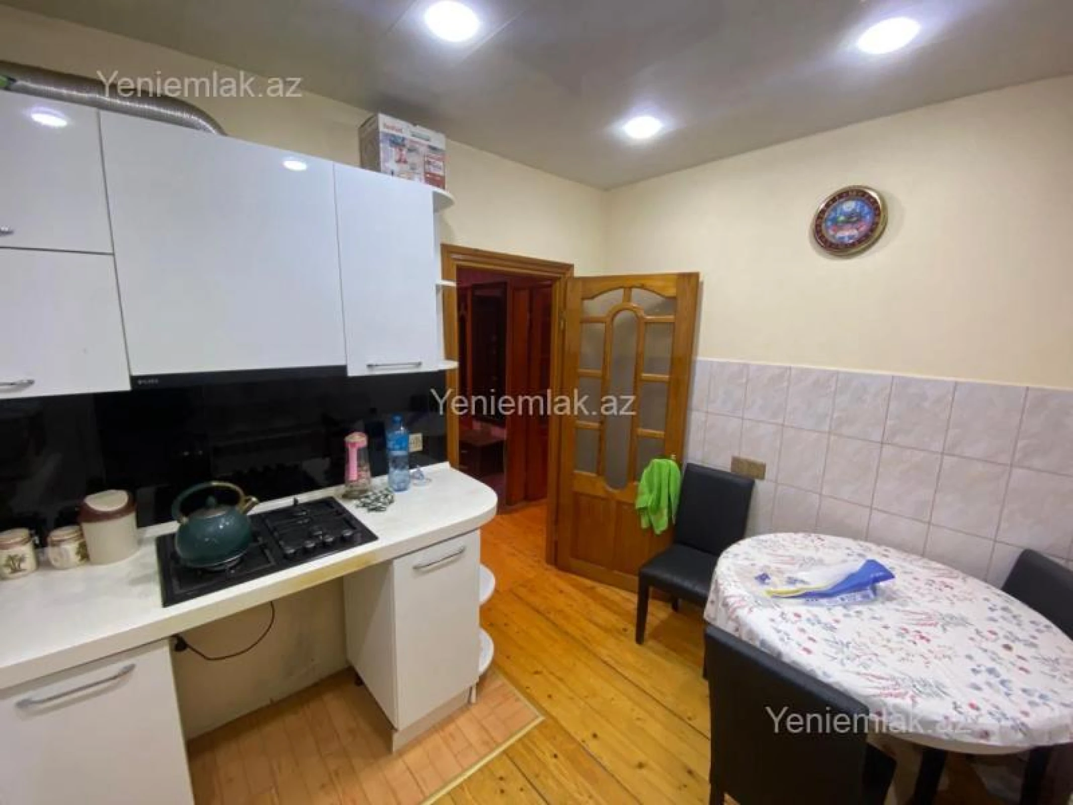 Satılır 3 otaqlı köhnə tikili 65 m²