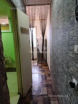 Satılır 1 otaqlı köhnə tikili 45 m²