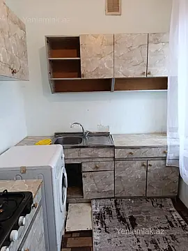 Satılır 1 otaqlı köhnə tikili 45 m²