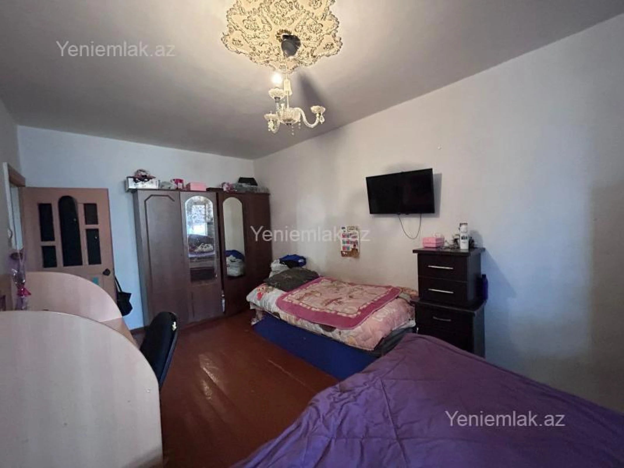 Satılır 3 otaqlı köhnə tikili 80 m²