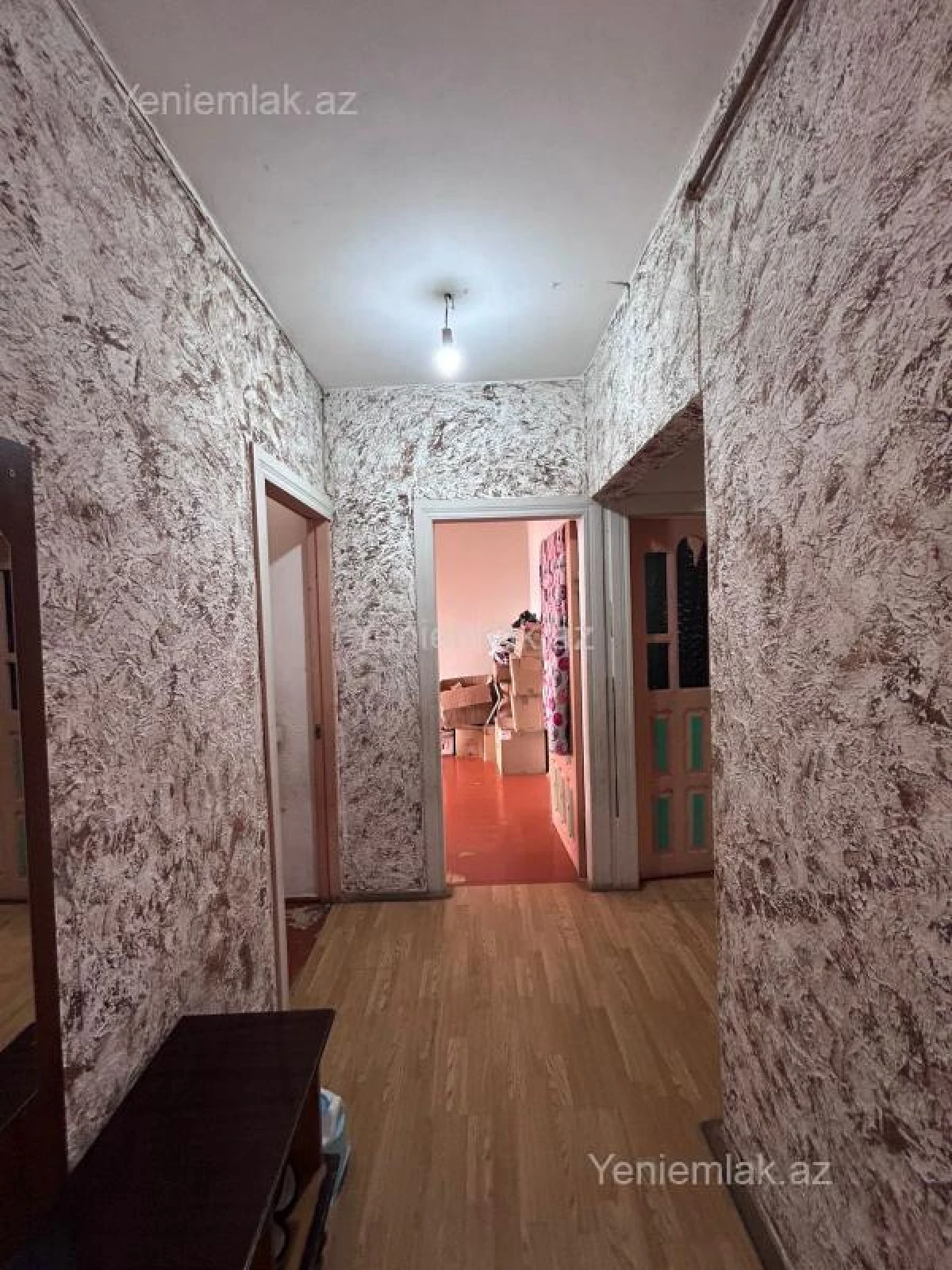 Satılır 3 otaqlı köhnə tikili 80 m²