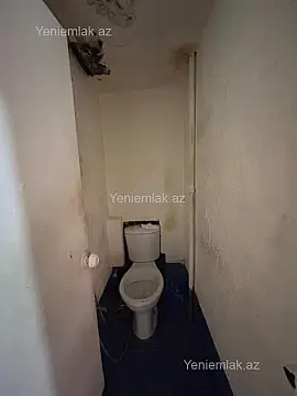 Satılır 3 otaqlı köhnə tikili 80 m²