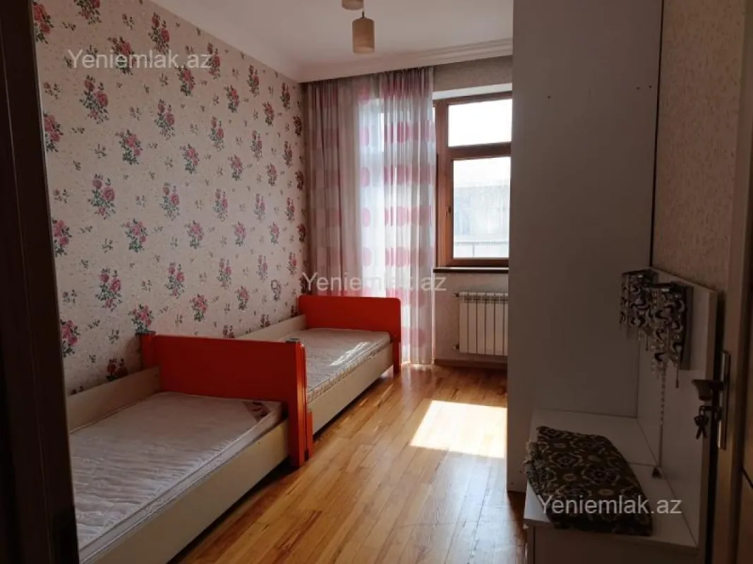 Satılır 3 otaqlı yeni tikili 123 m²