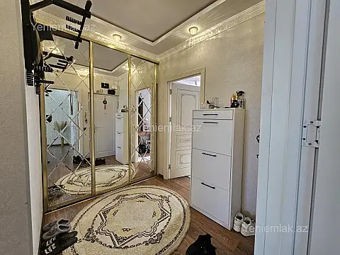 Satılır 2 otaqlı köhnə tikili 55 m²