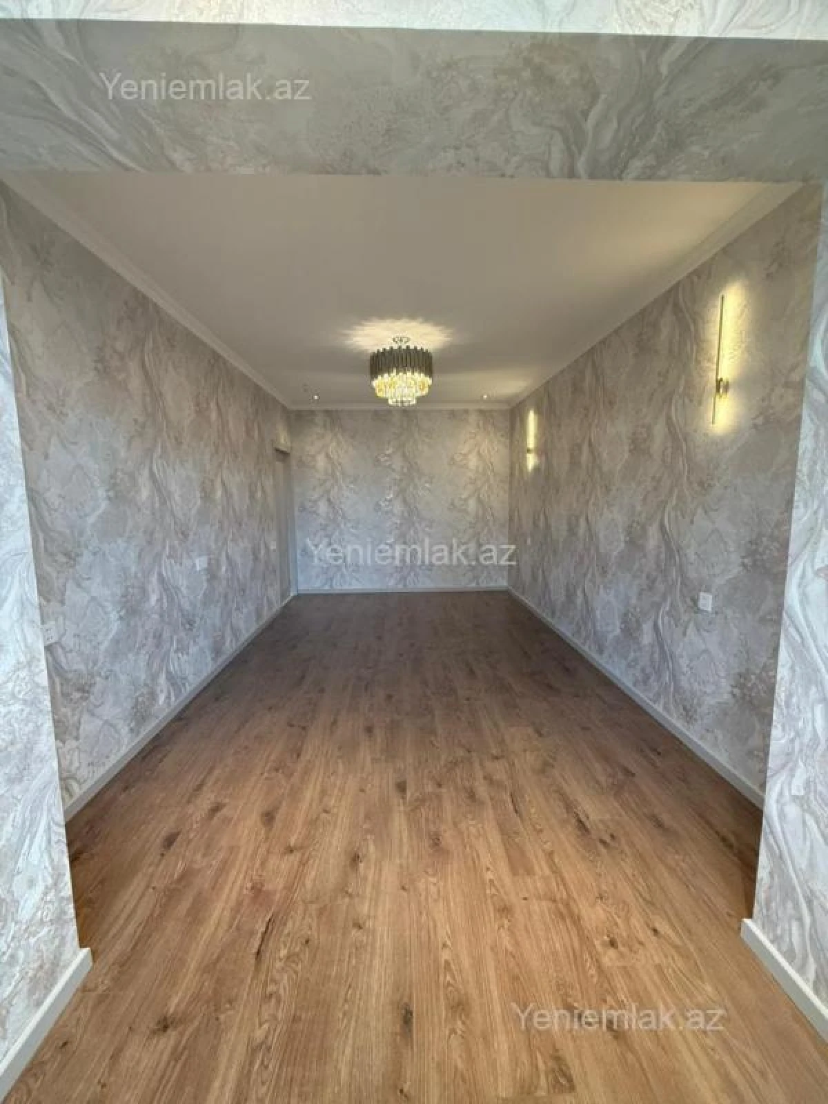 Satılır 2 otaqlı köhnə tikili 55 m²