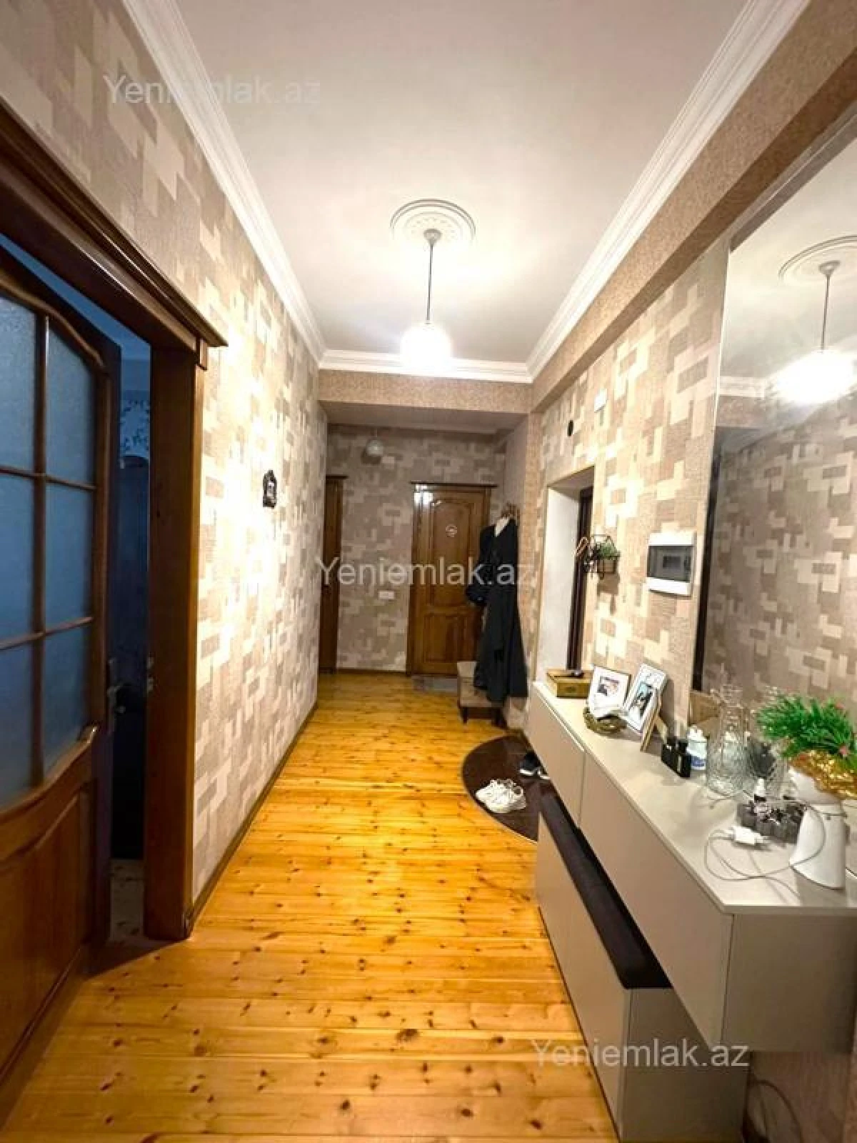 Satılır 2 otaqlı yeni tikili 75 m²