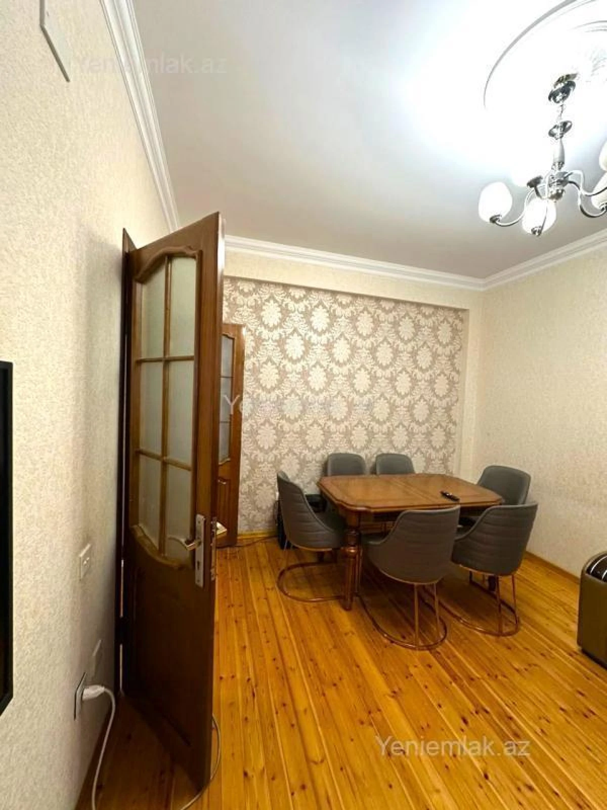 Satılır 2 otaqlı yeni tikili 75 m²