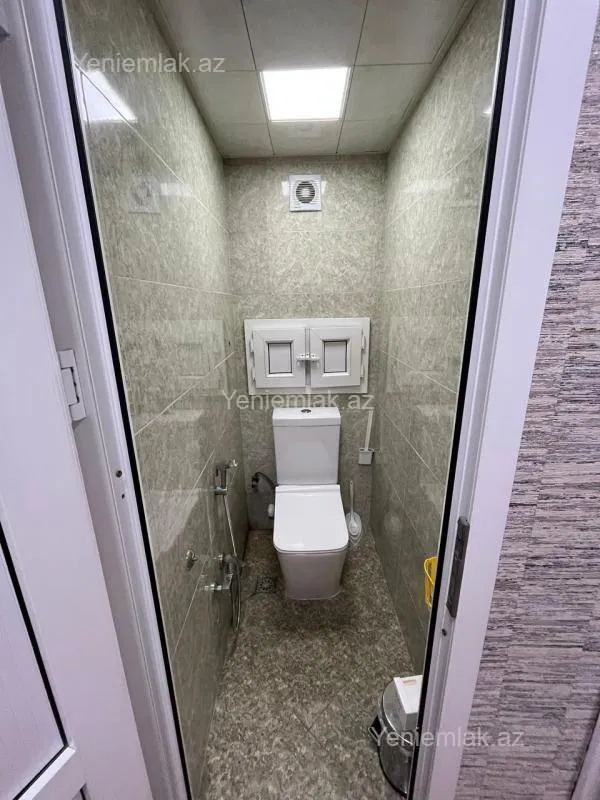 Satılır 2 otaqlı köhnə tikili 60 m²