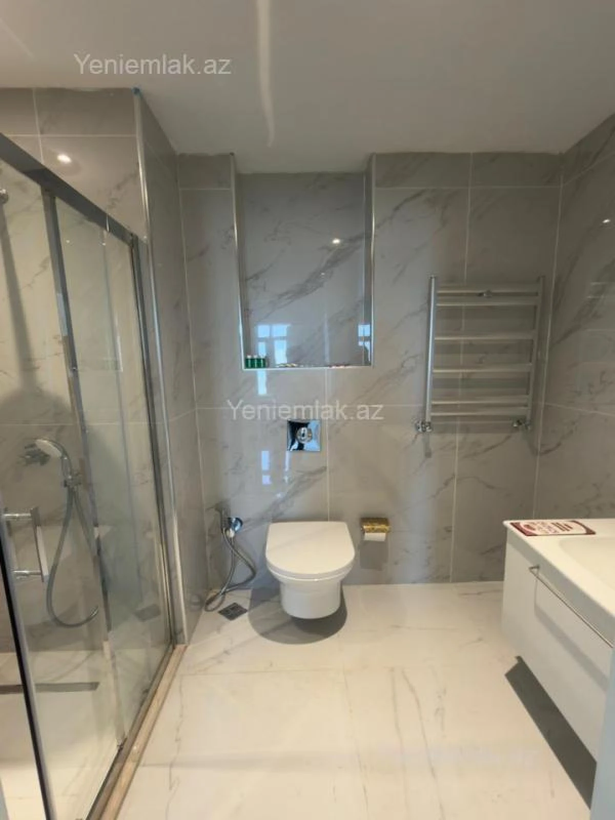 Satılır 3 otaqlı yeni tikili 56 m²