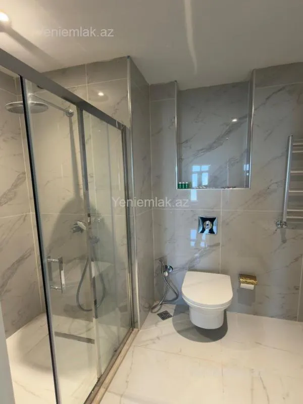 Satılır 3 otaqlı yeni tikili 56 m²