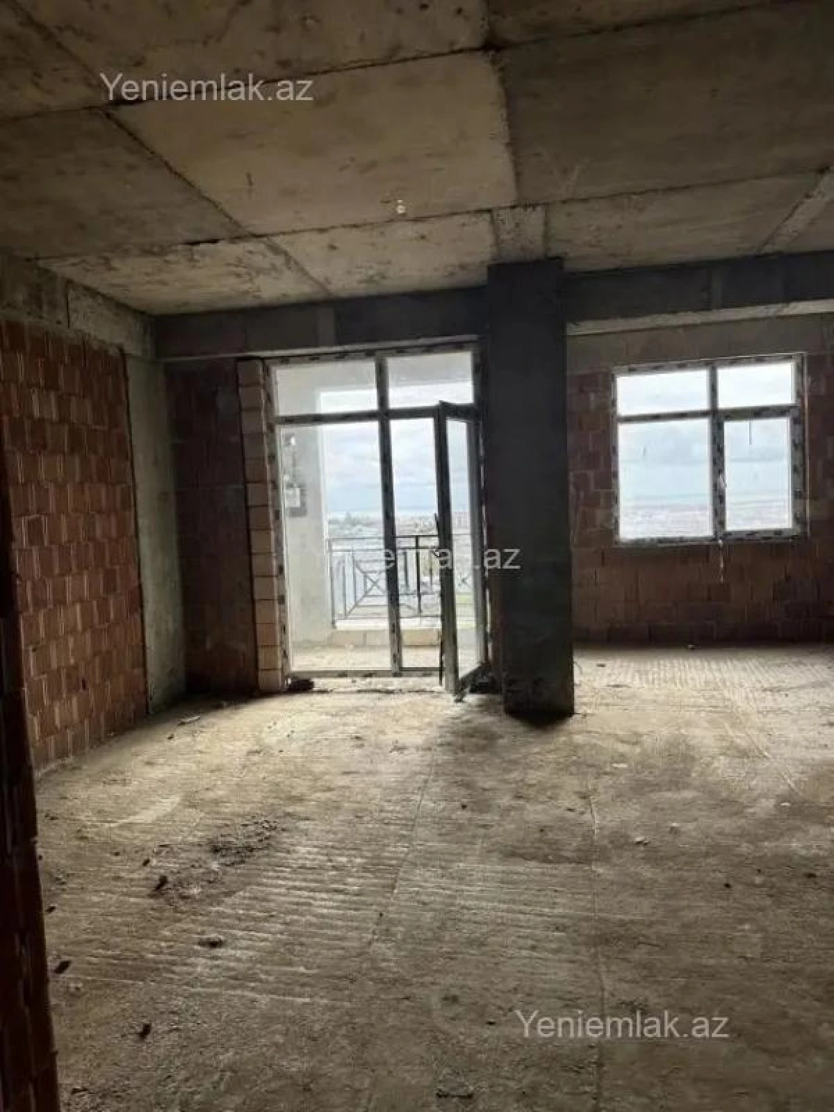 Satılır 2 otaqlı yeni tikili 65 m²