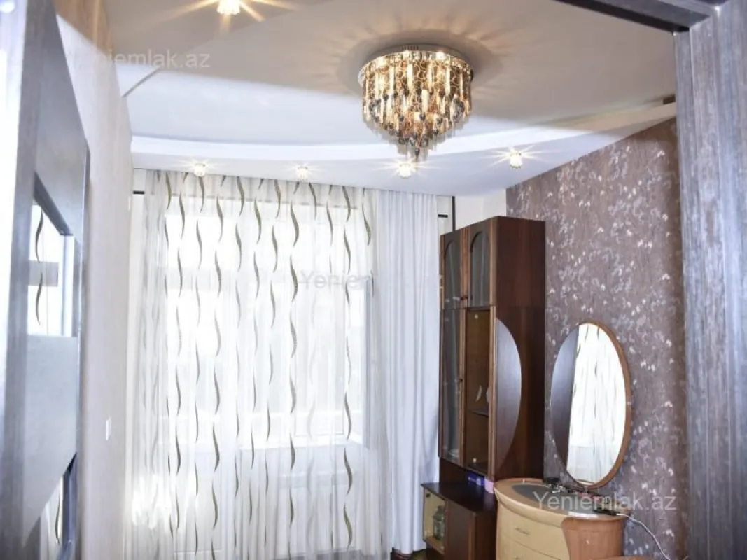 Satılır 3 otaqlı yeni tikili 105 m²