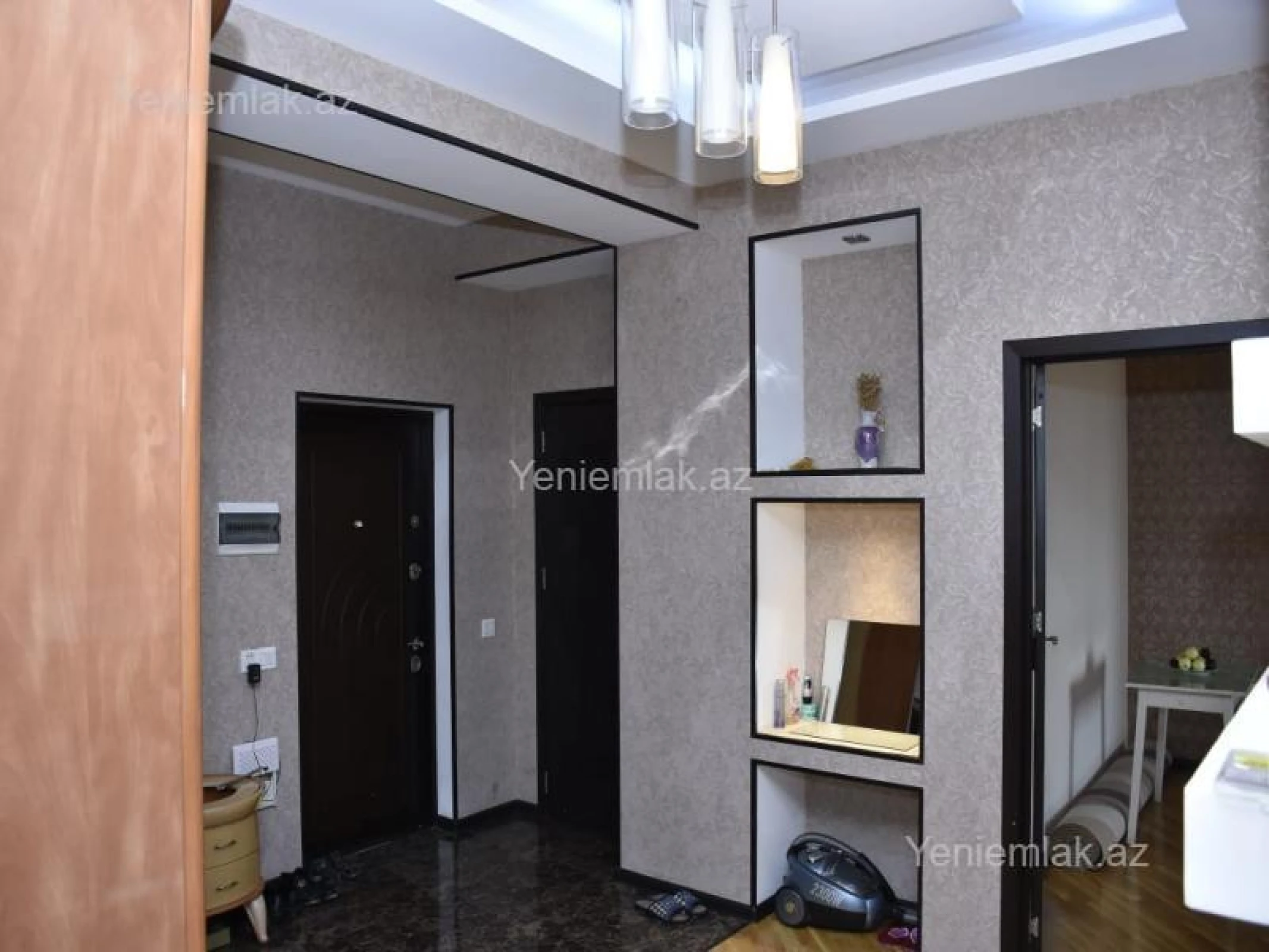 Satılır 3 otaqlı yeni tikili 105 m²