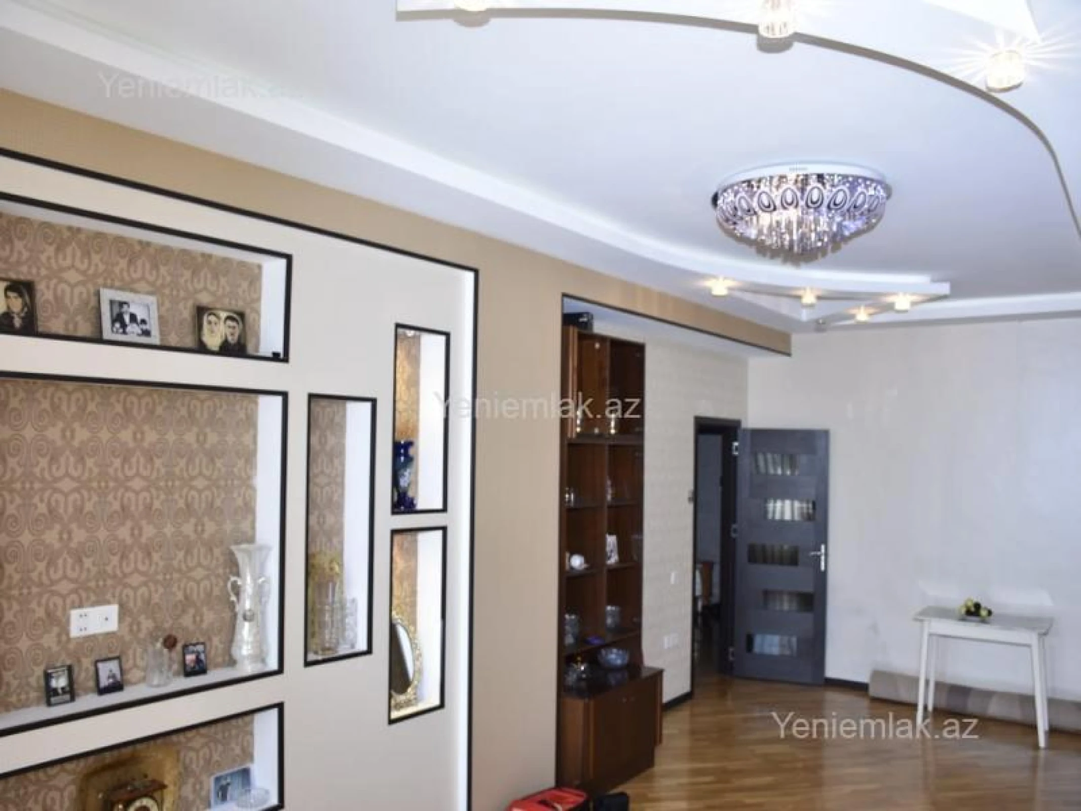 Satılır 3 otaqlı yeni tikili 105 m²