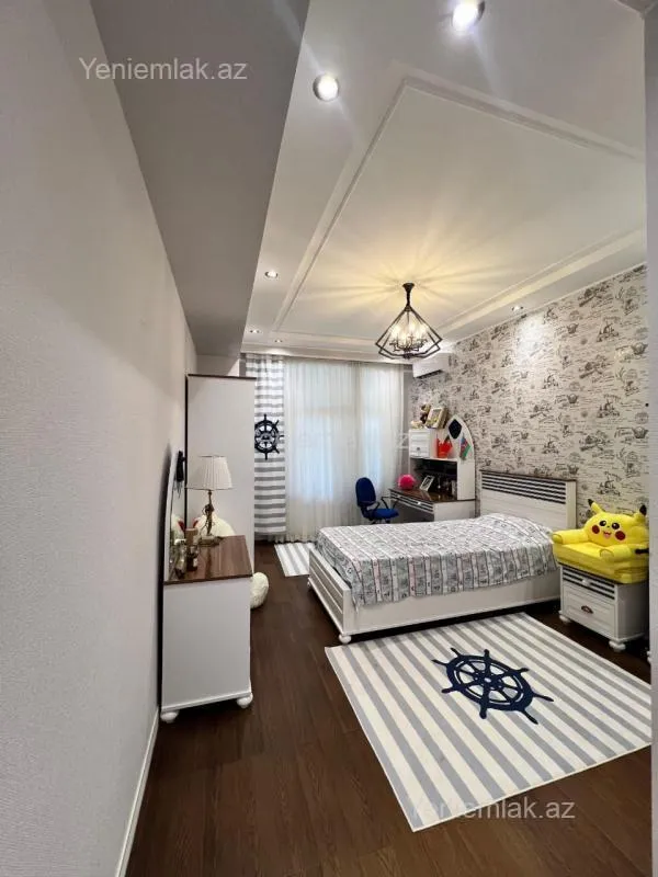Satılır 4 otaqlı yeni tikili 185 m²