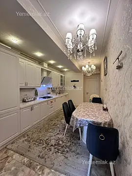 Satılır 4 otaqlı yeni tikili 185 m²