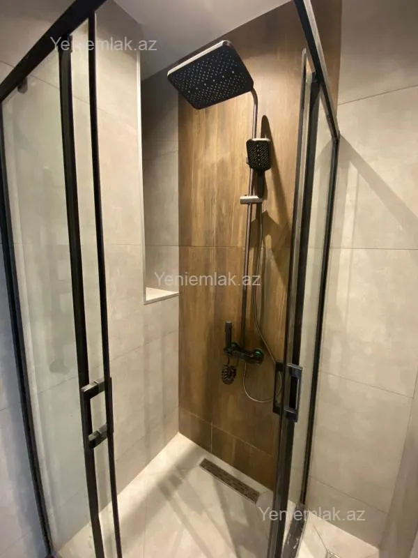 Satılır 3 otaqlı yeni tikili 98 m²