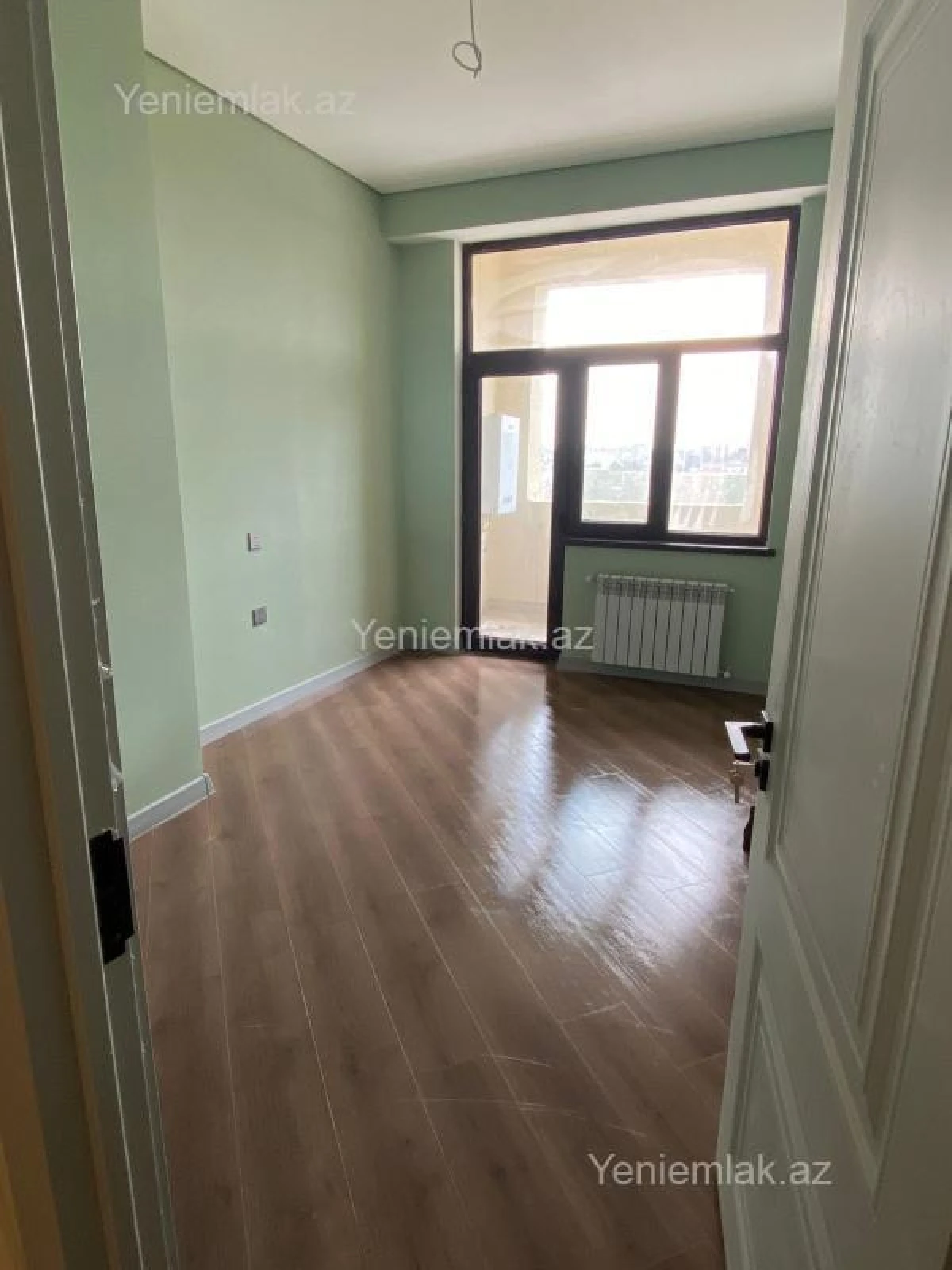 Satılır 3 otaqlı yeni tikili 98 m²