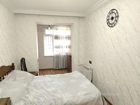 Satılır 3 otaqlı köhnə tikili 80 m²