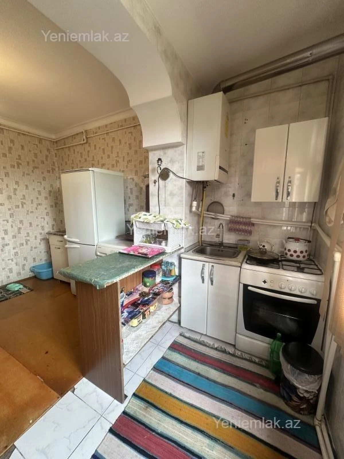 Satılır 2 otaqlı köhnə tikili 65 m²