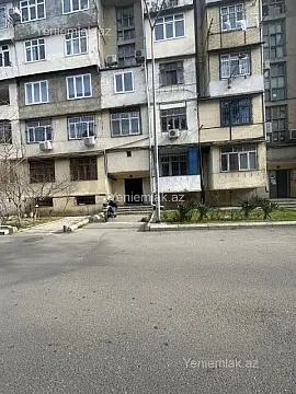 Satılır 2 otaqlı köhnə tikili 65 m²