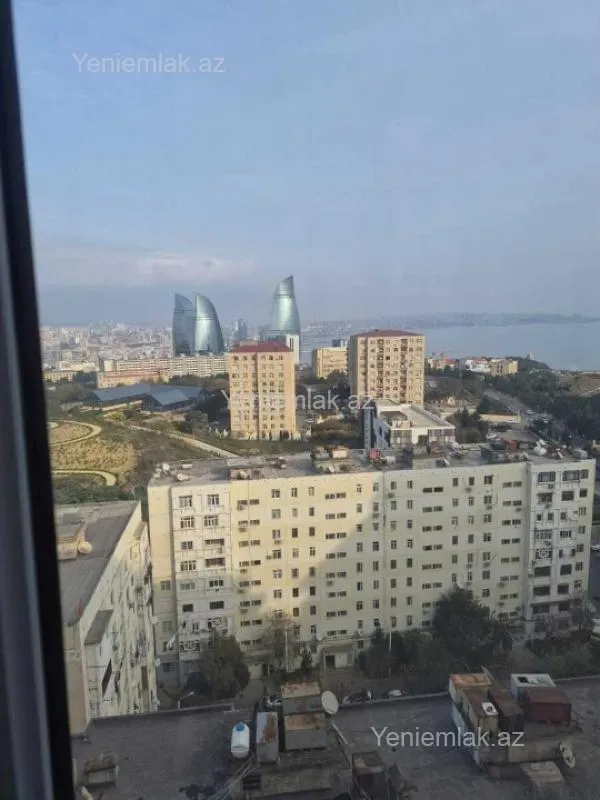 Satılır 3 otaqlı yeni tikili 137 m²