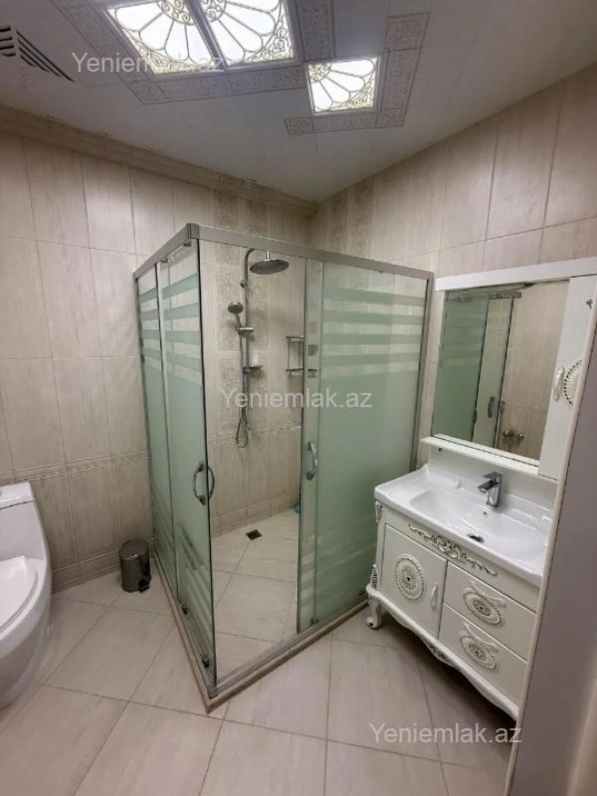 Satılır 3 otaqlı yeni tikili 137 m²