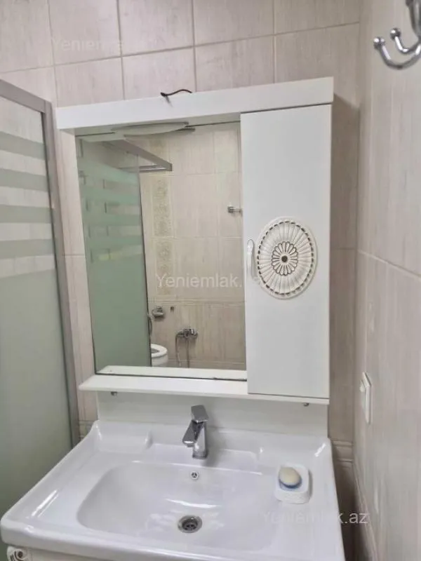 Satılır 3 otaqlı yeni tikili 137 m²