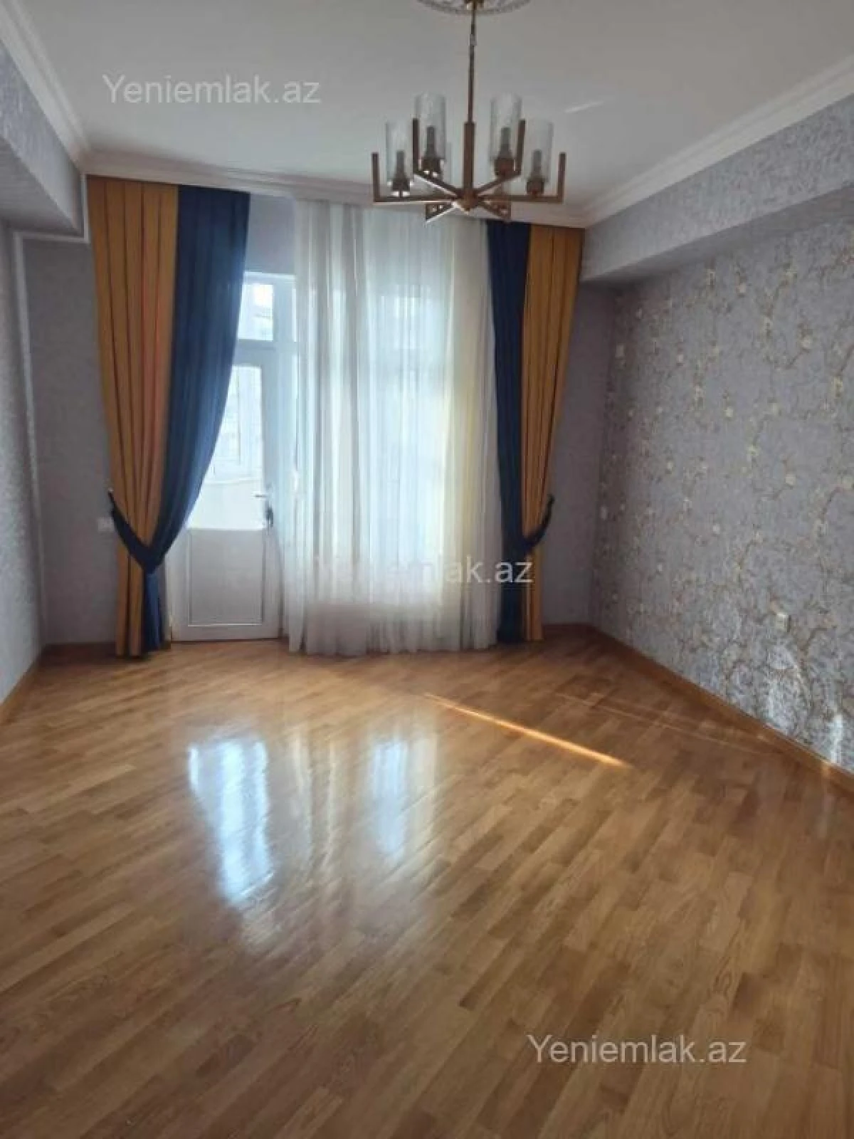 Satılır 3 otaqlı yeni tikili 137 m²