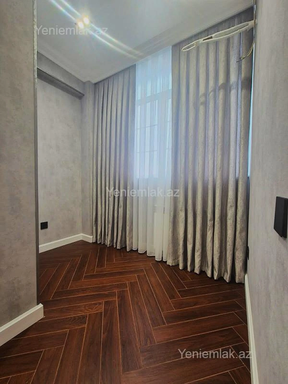 Satılır 3 otaqlı köhnə tikili 80 m²