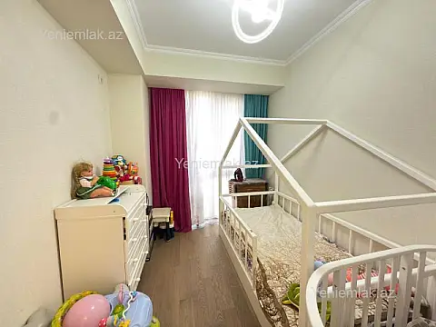 Satılır 3 otaqlı yeni tikili 83 m²