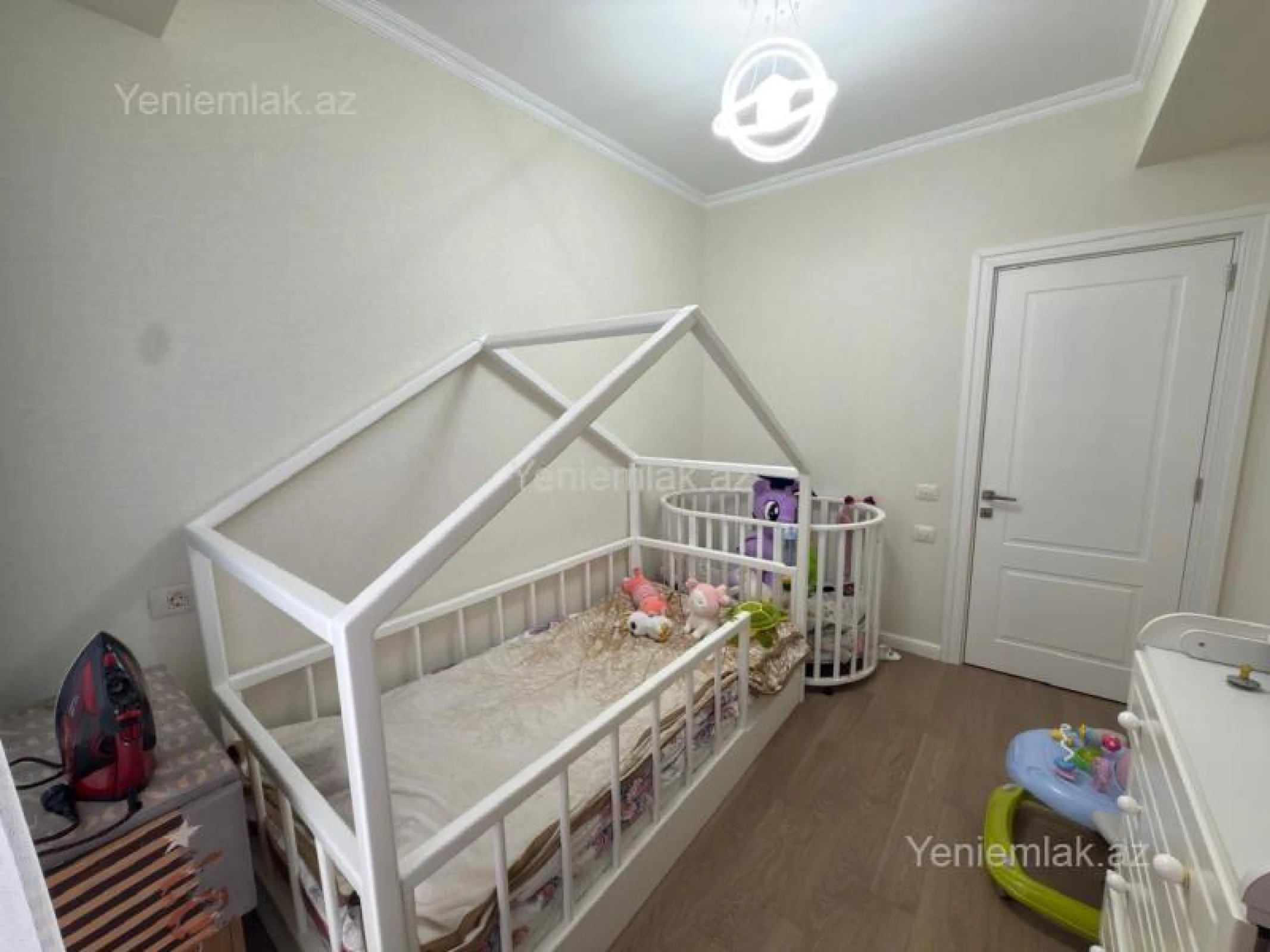 Satılır 3 otaqlı yeni tikili 83 m²