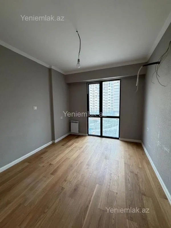 Satılır 3 otaqlı yeni tikili 83 m²