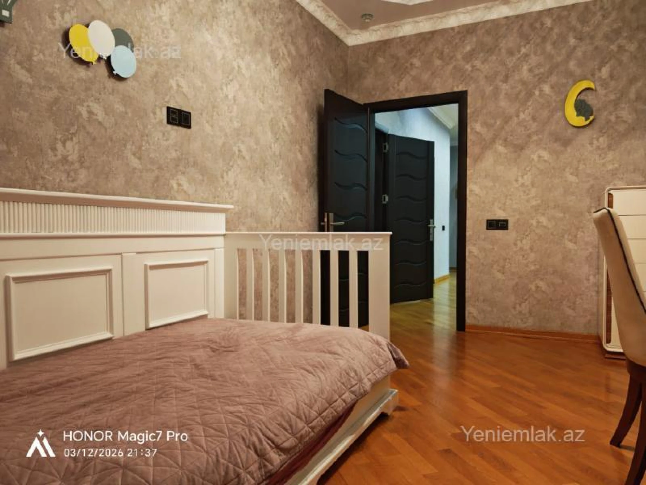 Satılır 3 otaqlı yeni tikili 120 m²