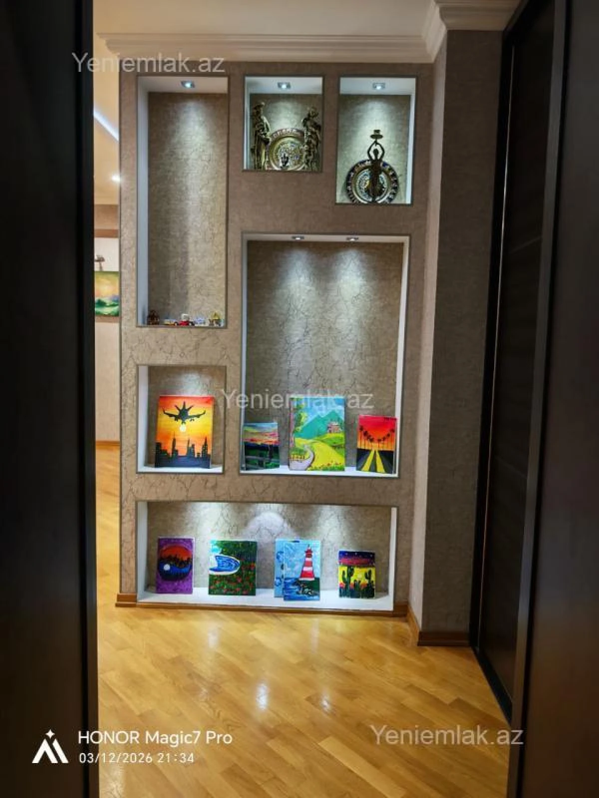 Satılır 3 otaqlı yeni tikili 120 m²