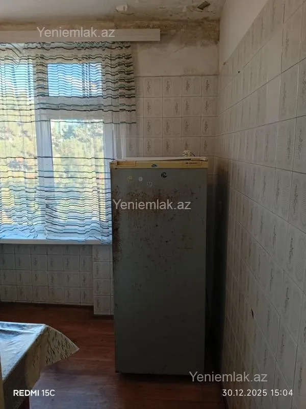 Satılır 1 otaqlı köhnə tikili 35 m²