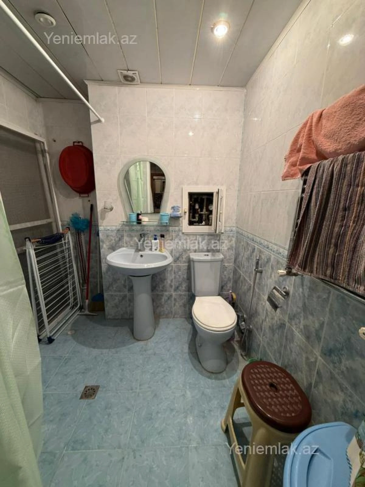 Satılır 2 otaqlı köhnə tikili 60 m²