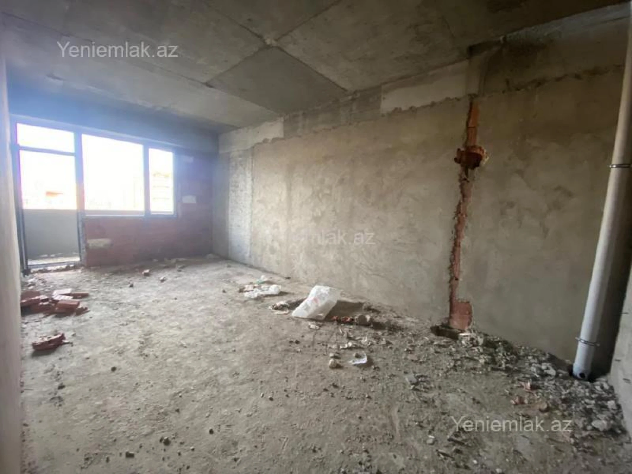 Satılır 3 otaqlı yeni tikili 86 m²