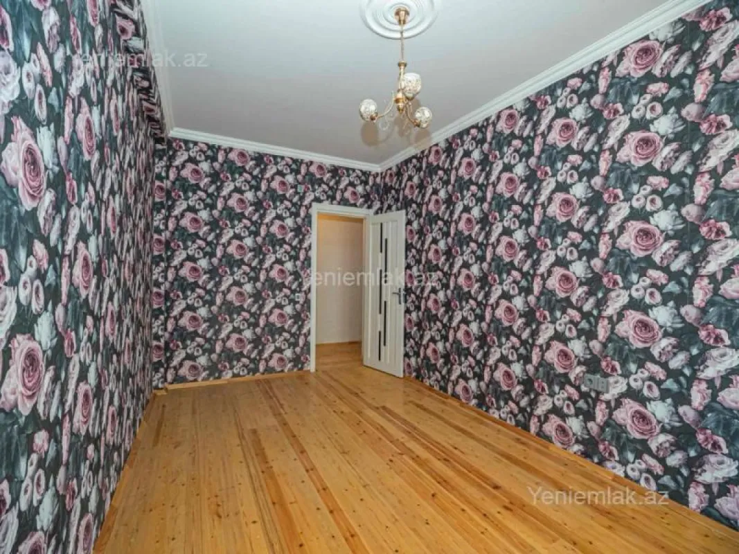 Satılır 4 otaqlı yeni tikili 110 m²