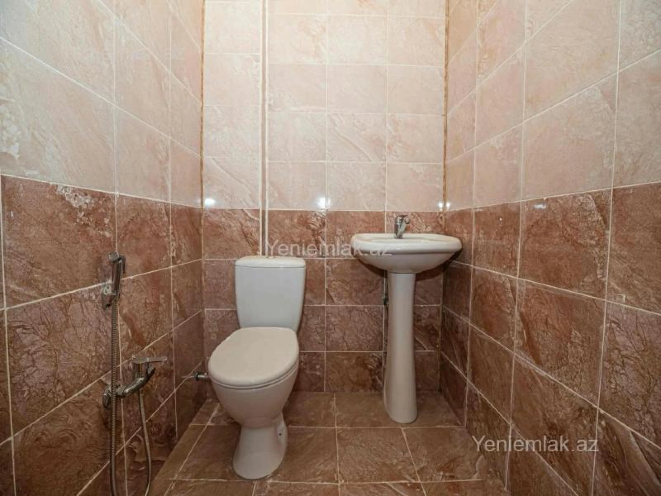 Satılır 4 otaqlı yeni tikili 110 m²