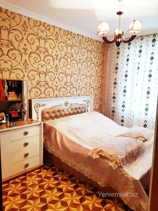 Satılır 5 otaqlı köhnə tikili 133 m²