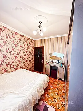 Satılır 5 otaqlı köhnə tikili 133 m²