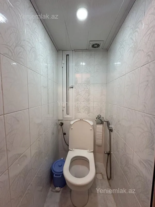 Satılır 3 otaqlı köhnə tikili 80 m²