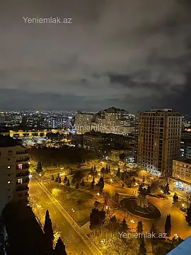 Satılır 4 otaqlı yeni tikili 230 m²