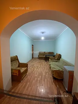 Satılır 2 otaqlı köhnə tikili 70 m²